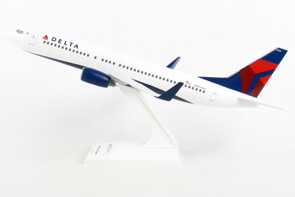 Boeing 737 737-800 Delta Airlines Airlines 1/130 Scale Model by