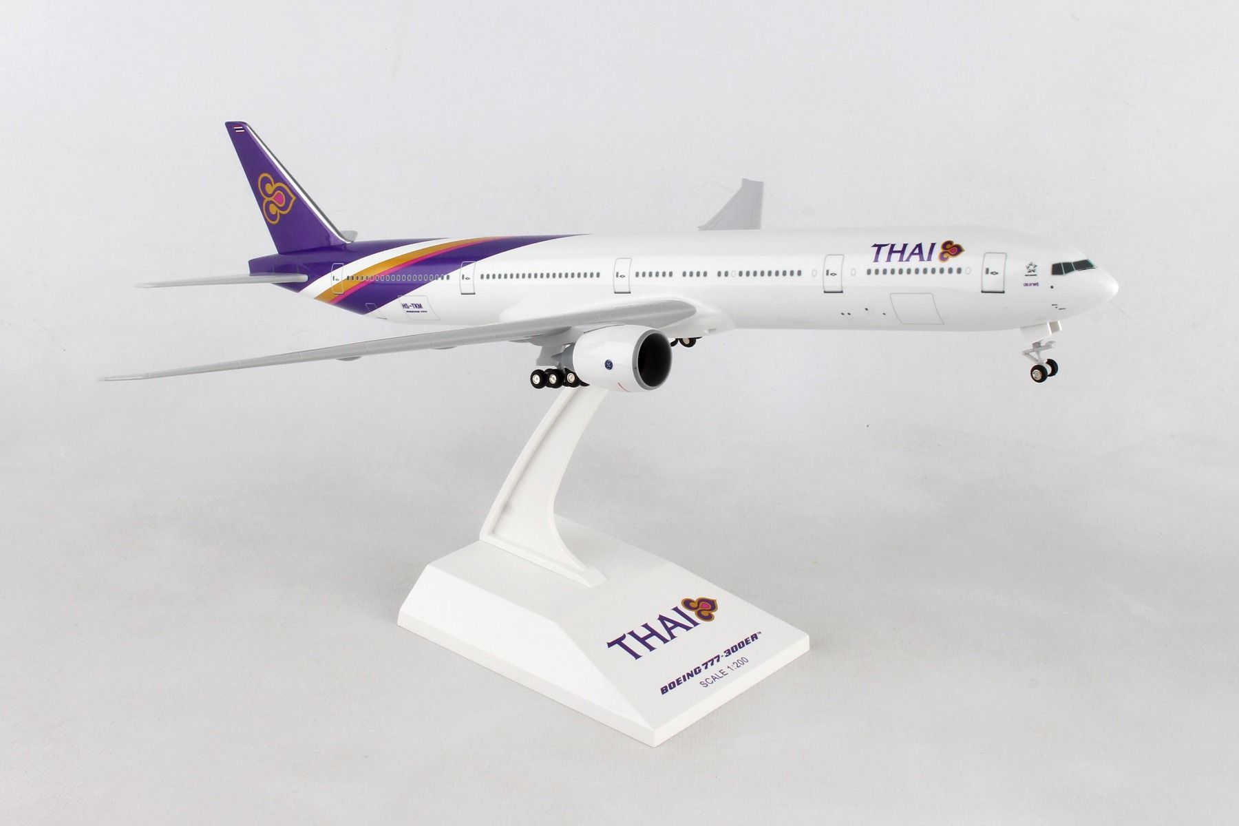 Boeing 777-300ER (777, 777-300)Thai Airways 1/200 Scale by Sky 